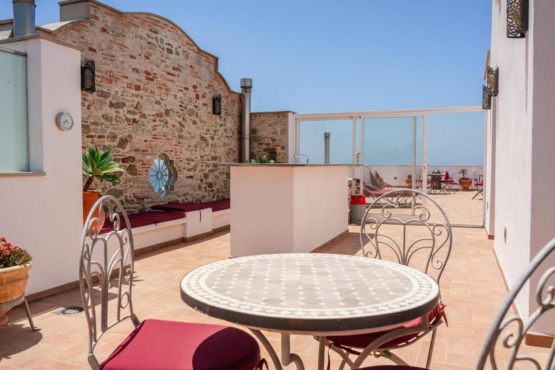 Apartamentos La Residencia Tarifa Luaran gambar